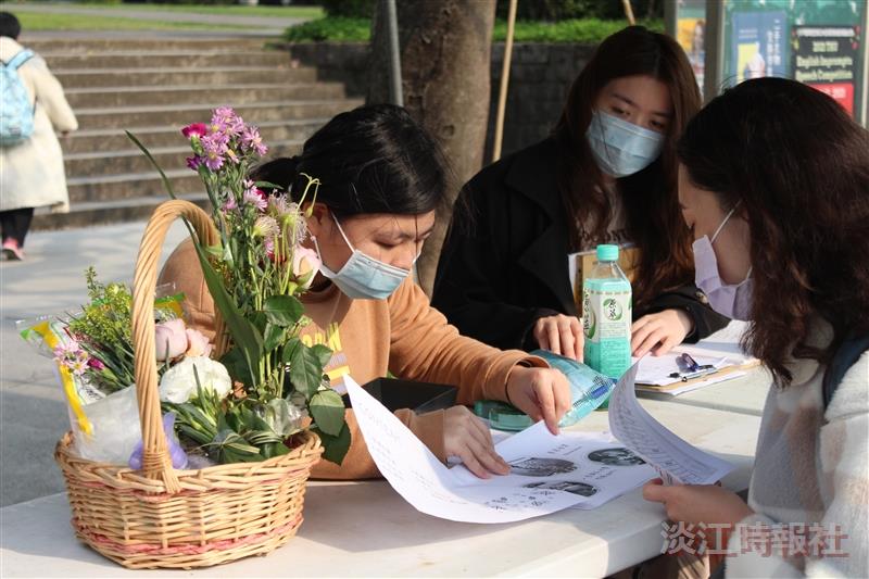插花社舉辦白色情人節糖果花束活動