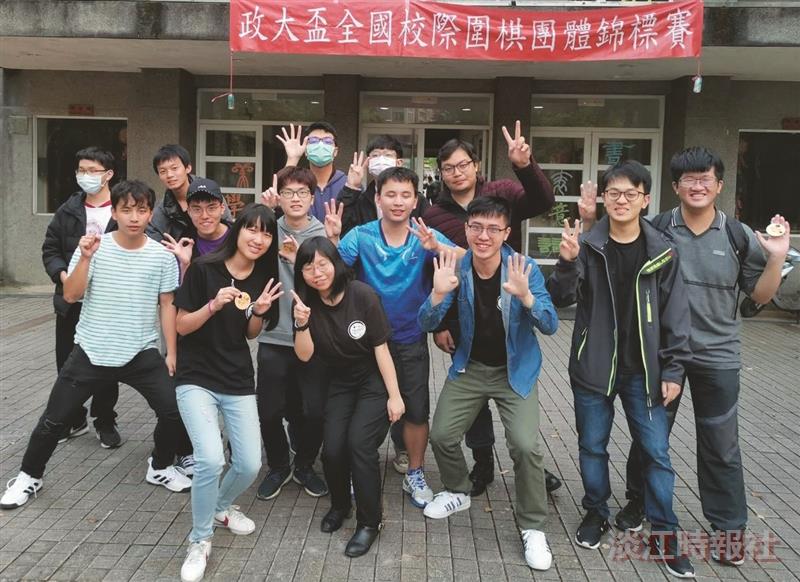圍棋社奕軍突起 奪政大盃級位組冠軍