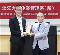企管系研討會 李鐘培分享「低碳環保的台泥」