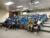 Google合作夥伴業務前負責人黃詩妤來校演講