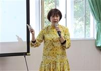 文學院邀請宏泰教育基金會副理邱惠棋、新創事業部業務李昭宏，主講：玩文創•住好宅