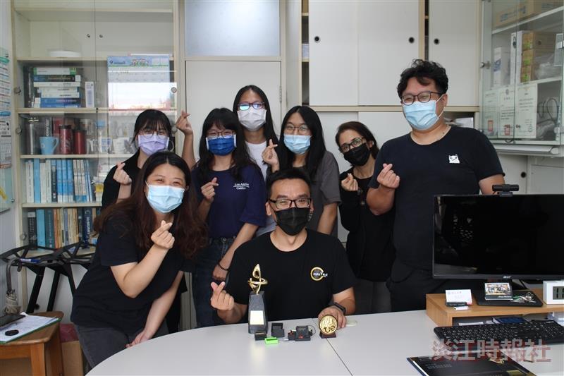 陳志欣創新檢測模式 多功能液晶智慧雲端感測器獲獎肯定