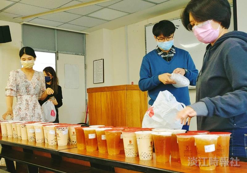 產經系校友、Comebuy陳昆池總經理演講「手搖茶的魅力」