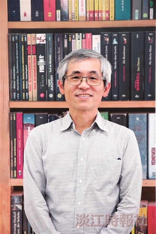 110學年度新任二級主管介紹-人工智慧學系主任王銀添