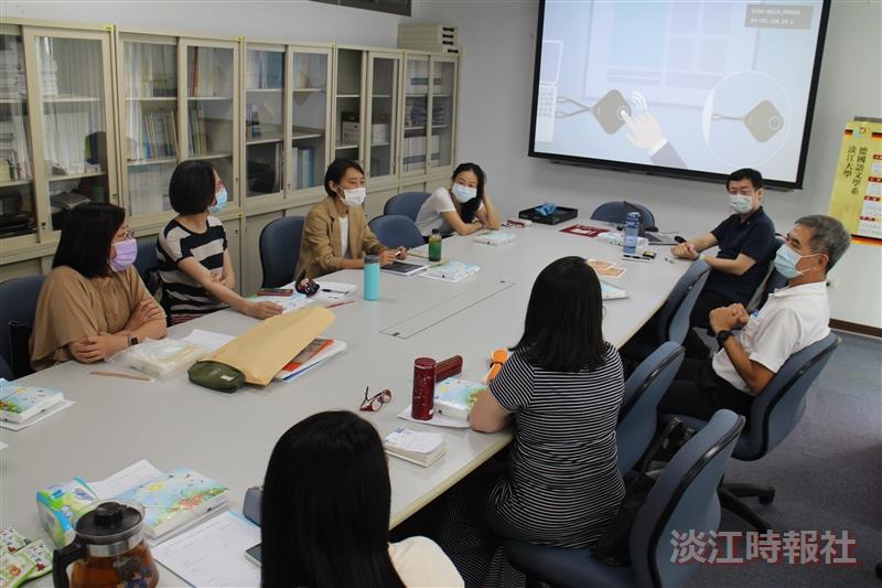 德文系之教師跨領域研究社群:議題導向跨領域的教與學