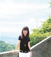 110學年度新任二級主管介紹-註冊組組長周依蒨
