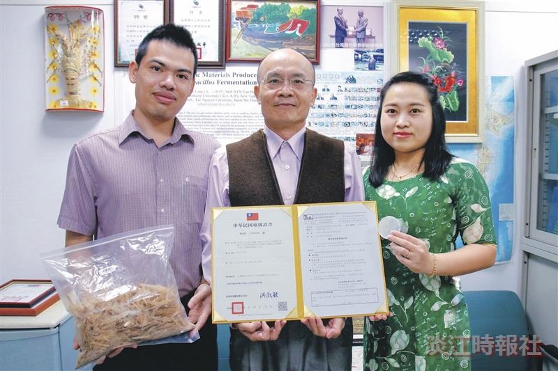 化學系特聘教授王三郎再獲專利