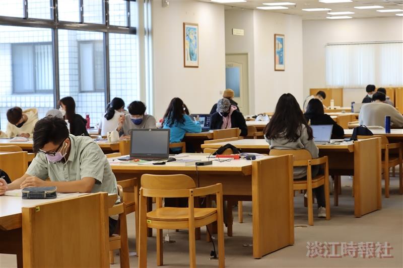 圖書館溫書