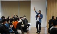 歷史系邀請謝震武律師演講