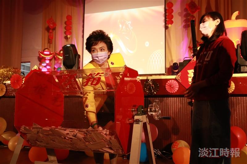 人資處歲末聯歡