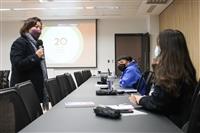 研發處舉辦創新創業營系列課程：如何運用行銷科技進行數位轉 型，邀請智策慧品牌顧問公司董事總經理吳秀倫主講
