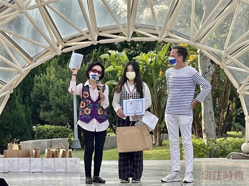 法文一鄭以媗獲第19屆全國法語歌唱比賽第一名