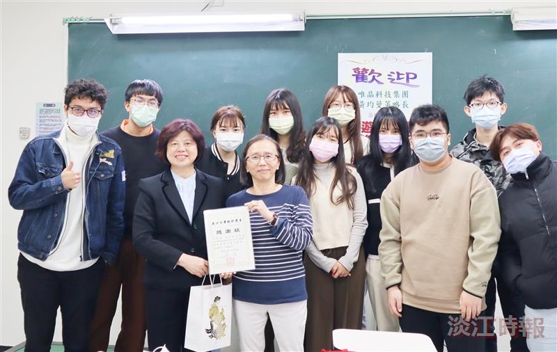 統計系邀請唯晶科技集團策略長黃玓曼，主講「VR/遊戲、生活與經濟發展」