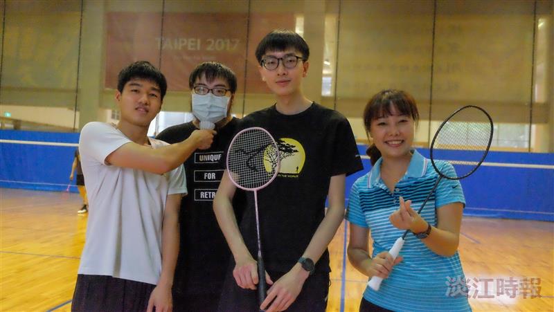 俄文系9:00在體育館四樓舉辦羽球聯誼賽