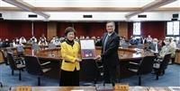 呂前副總統秀蓮在驚聲國際會議廳談「我的非典型外交經驗」