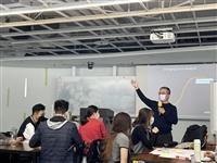 教設系邀請教設系教授陳國華分享未來學教學技巧