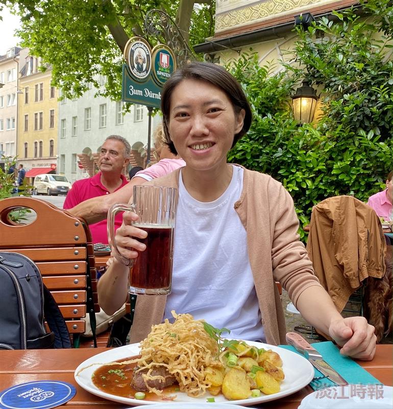 【111學年度新任主管簡介】外語學院德國語文學系系主任林郁嫺