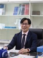 新任主管專訪-商管學院院長楊立人