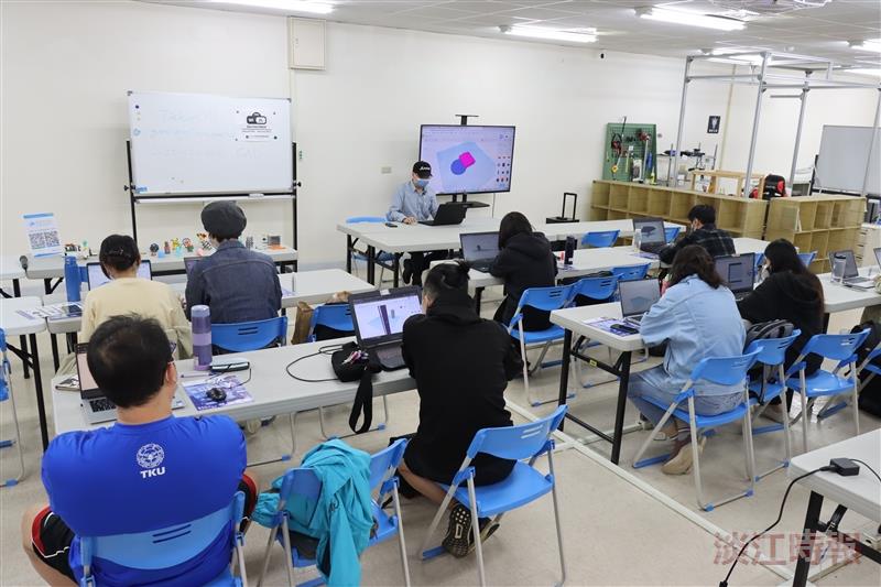 研發處3D列印課程 周文祺帶你製作小鋼珠迷宮台