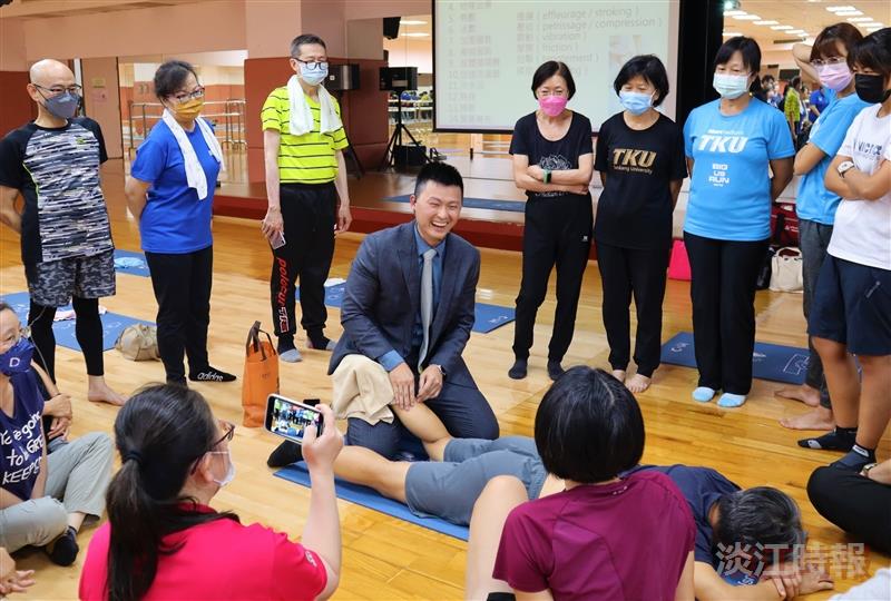 體育處助理教授傅思凱主講