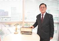 【第36屆淡江菁英金鷹獎專訪】寫臺灣數位典藏歷史 邱方孝把未來式變現在式 