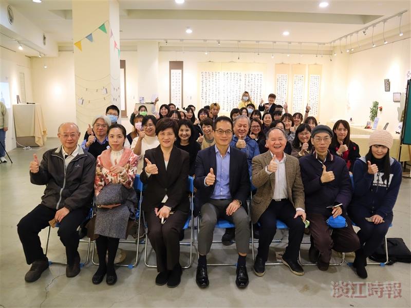 中文系舉辦畢業專題成果展