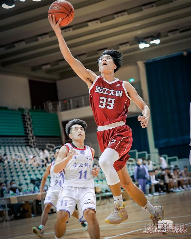 淡江籃排棒足球隊晉級大專聯賽複賽