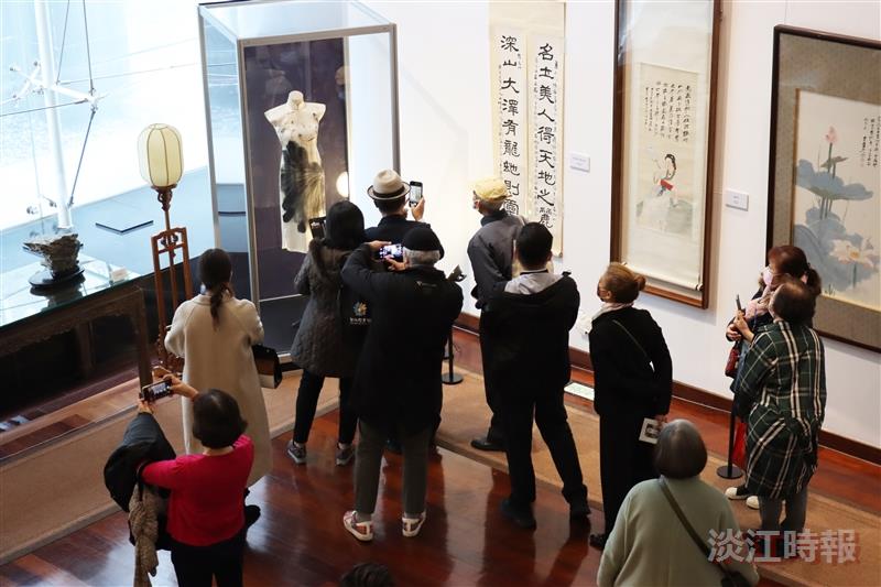 張大千書畫特展本校開幕 文人雅士慕名爭睹