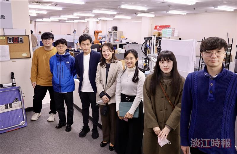 日本師生參觀機器人中心