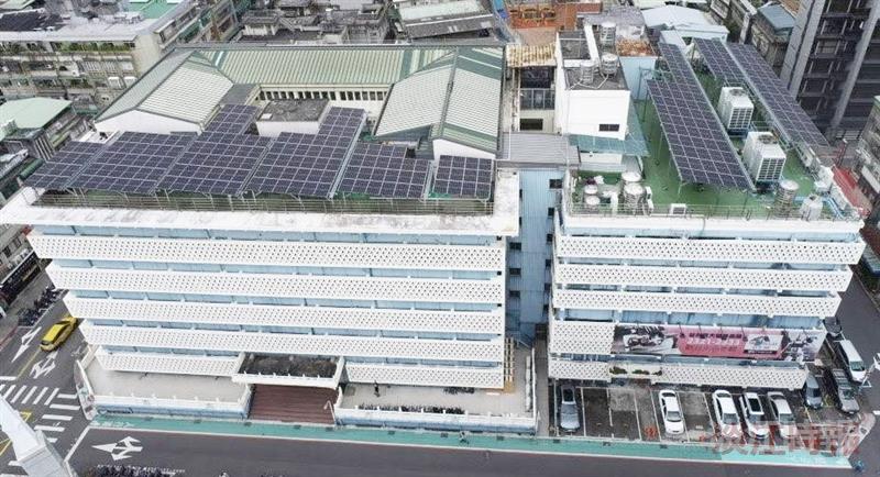 臺北校園太陽能發電啟用