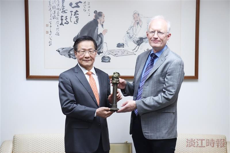 外語學院熊貓講座