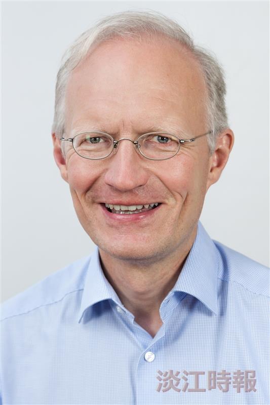 德國學者Prof. Christian Schwermann 30日進行熊貓講座