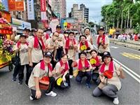 本校教職同仁參與淡水祖師爺遶境