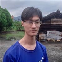 優秀畢業生物理系莊智全