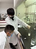 化學系舉辦生活科學探究實驗營
