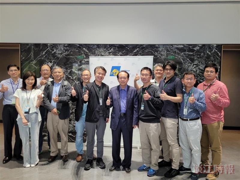 物理系宜特科技余維斌捐款