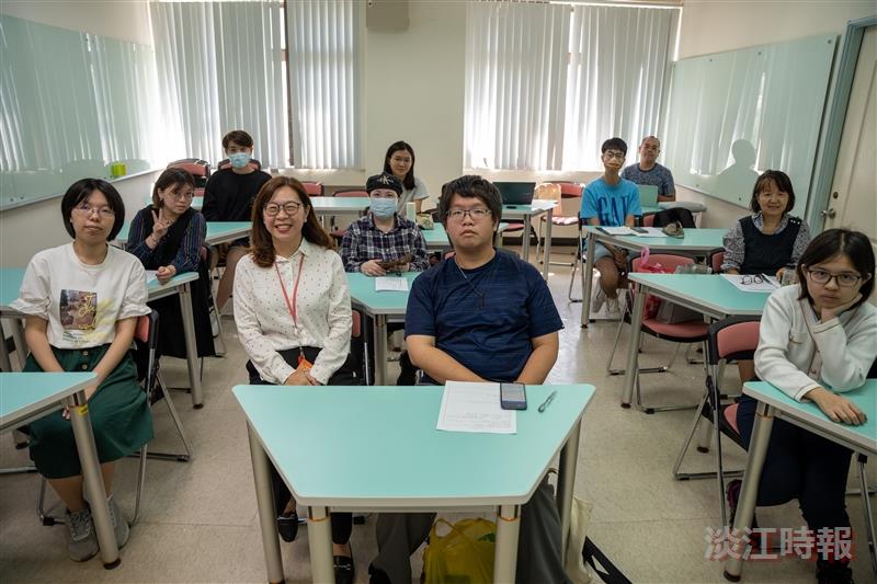 諮輔中心辦理精進自我學習「教案寫作」課程