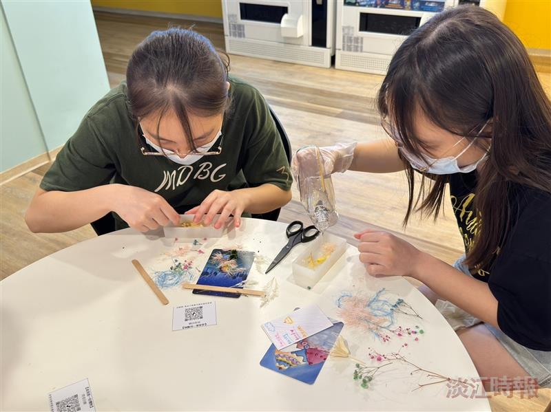 住輔組舉辦水晶滴膠手作課程