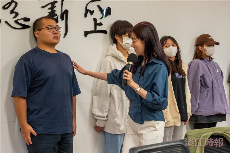 諮輔中心舉辦「職得你的好角色~職場穿搭術」講座