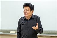 迎曦現代詩社舉辦羅智成詩人座談會