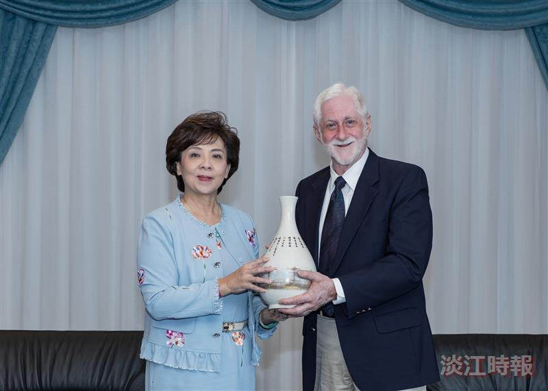 土木系熊貓講者Dr. Roy Maxion拜會校長、董事長