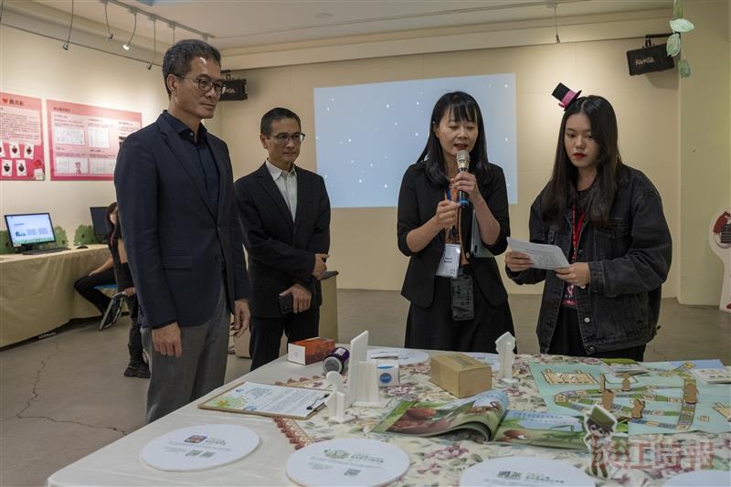12/11-15資傳系舉辦師生創作展、創意數位媒體教學實習中心成果展