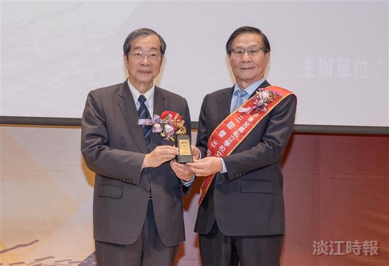 董事長張家宜與校長葛煥昭分獲中華民國私立學校文教協會第七屆傑出教育事業家暨第三屆傑出校長