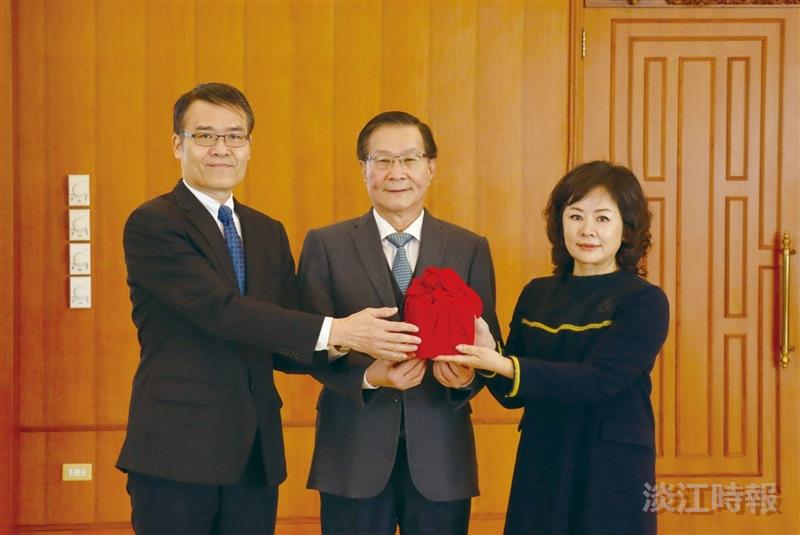 秘書處及資訊處所屬主管交接典禮