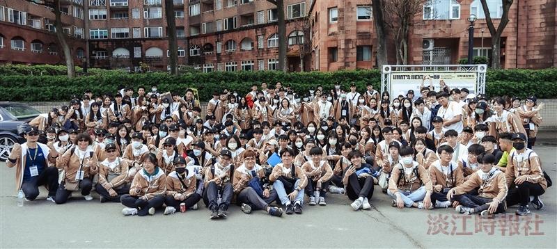 256 Young and Aged Volunteers Served at the Wan Jin Shi MarathonThe 2024 Wan Jin Shi Marathon kicked off on March 17, with the highest number of student volunteers from Tamkang University among colleges and universities participating in the service.