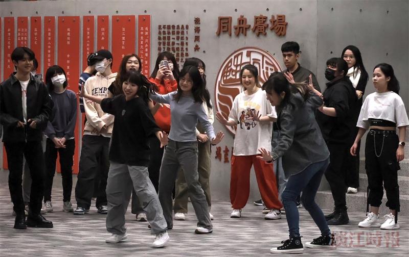 韓研社隨機舞蹈