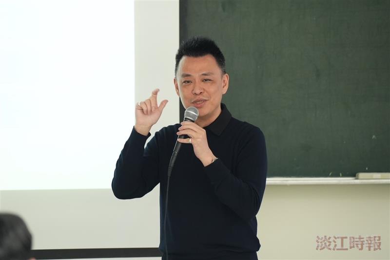 江誠榮邀金鷹名人來校講座