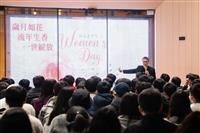 工院AI院敞開大門 200高中生和家長探險趣