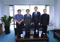 火箭阿伯蒞校求才 學子面對面問到飽