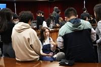 藉電影談文化 外籍生本地生全英交流